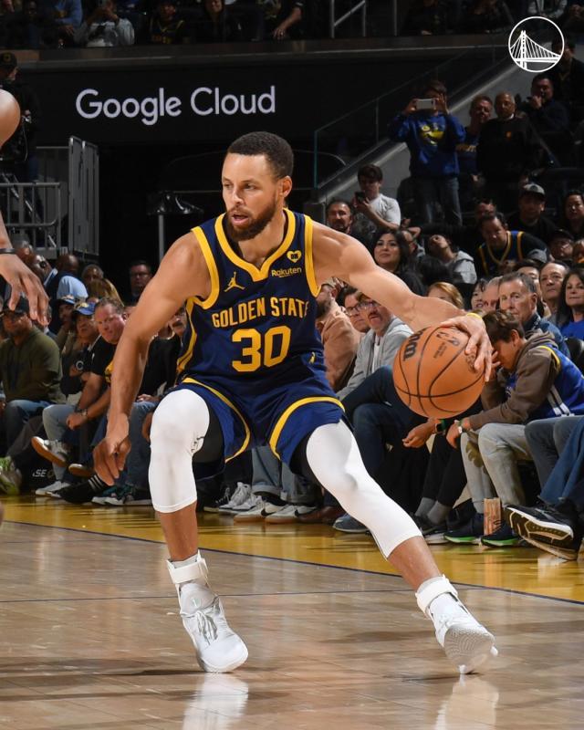 【现场】关键卡位战落败 勇士球迷一场体味赛季百态