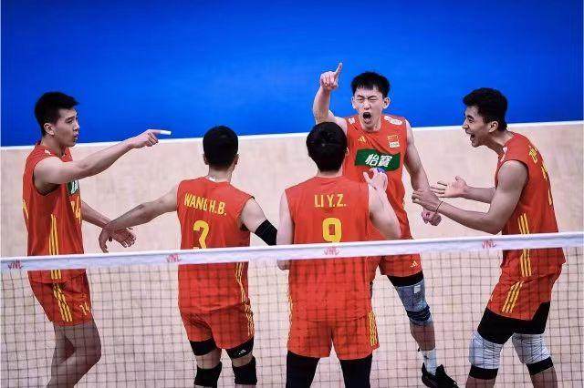 【早报】终于要来了！赖斯即将1.05亿镑转会枪手！