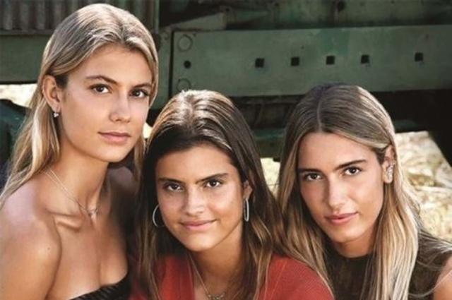 B体育赛事资讯-菲戈仨闺女美艳如花 大女儿跟西班牙国王表弟拍拖