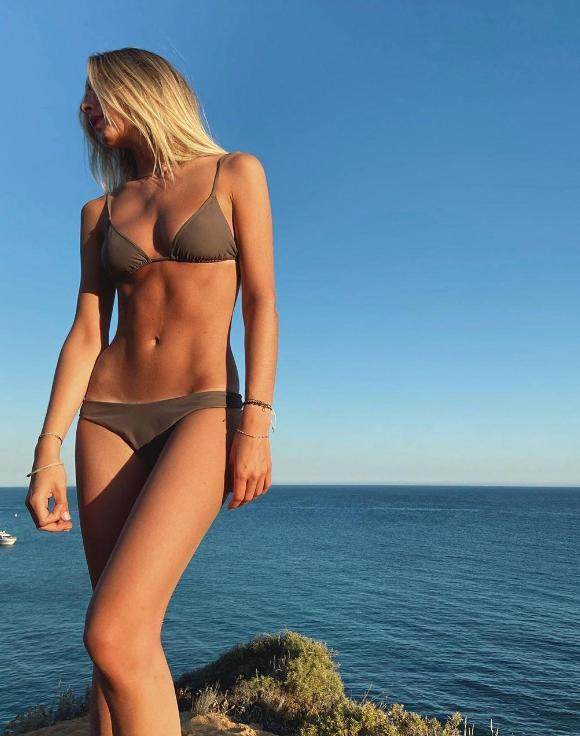 B体育赛事资讯-菲戈仨闺女美艳如花 大女儿跟西班牙国王表弟拍拖