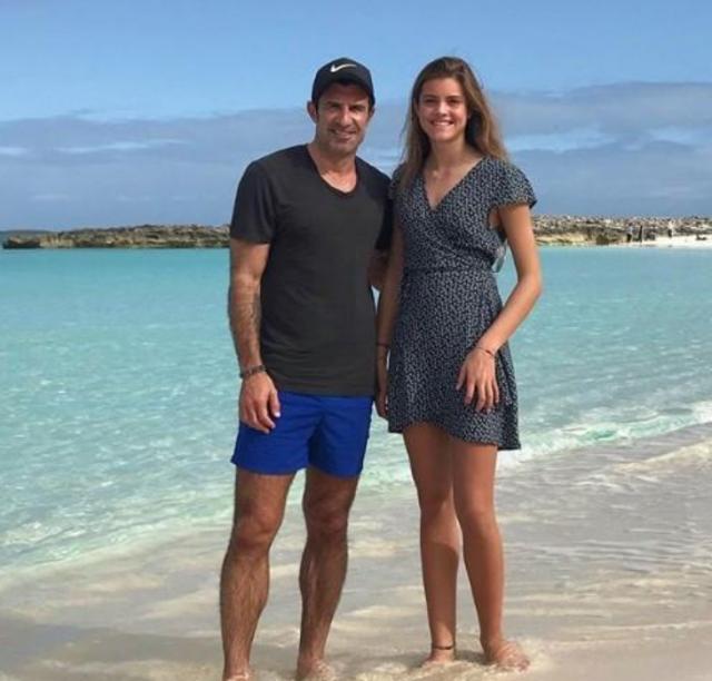 B体育赛事资讯-菲戈仨闺女美艳如花 大女儿跟西班牙国王表弟拍拖