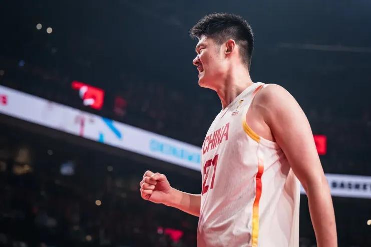 B体育中国官网-男篮出线稳了，两连逆转升至2胜2负，再赢1场即可晋级第二阶段