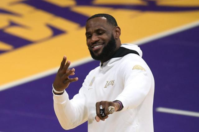 1626155052917044681.jpg B体育中国官网-不走了!詹姆斯:希望在湖人退役 希望成为球队传奇