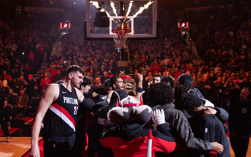 B体育中国官网-杨瀚森新老板发声!承诺开拓者球迷:打造每个赛季都能冲冠的球队