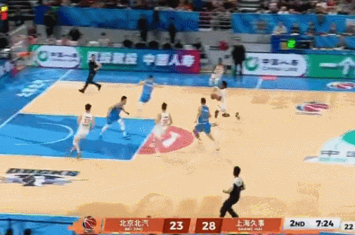 B体育首页-24+17！王哲林打爆NBA双塔！上海队锁定常规赛冠军