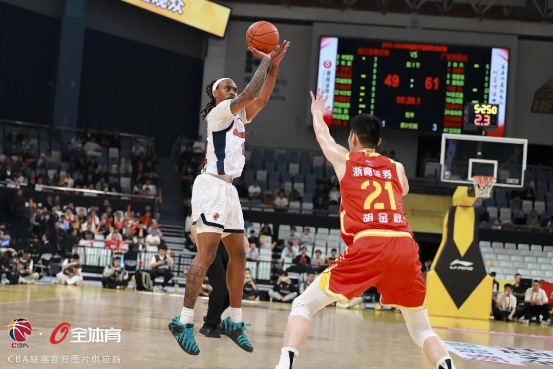 B体育官方首页-华南虎攻破广厦主场不败金身
