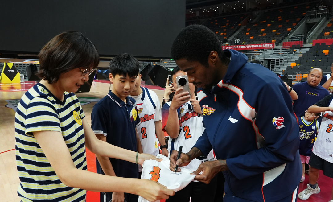 B体育官方首页-华南虎攻破广厦主场不败金身