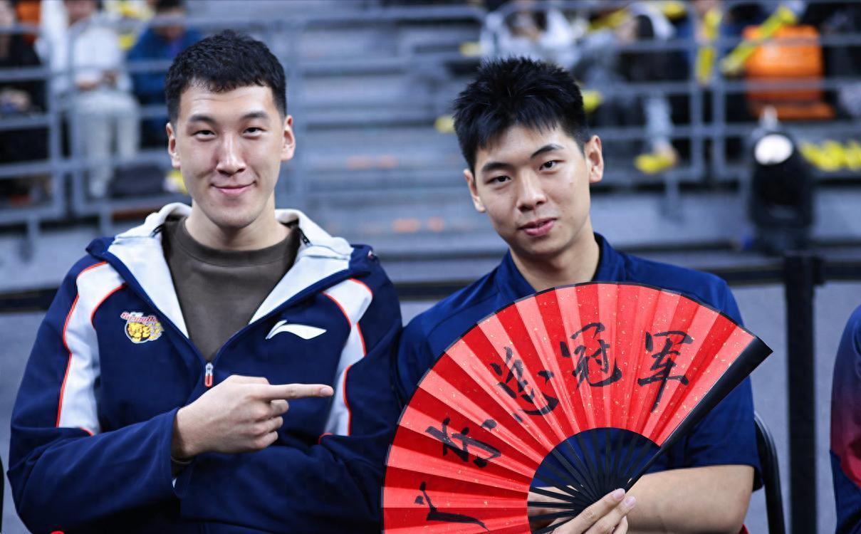 B体育首页-CBA六笔失败交易！赵睿坑了北京，杜锋选错核心，辽篮找错接班人